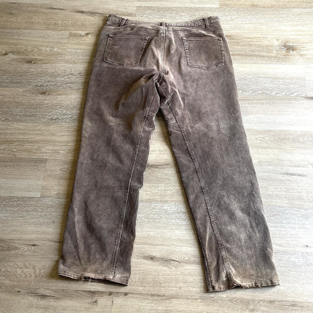 Ojai Women's Brown Corduroy Pants Size 38 Straight Leg Distressed Mini-Cords - Picture 8 of 9